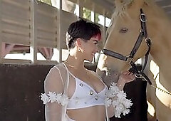 Curvy latina MILF Mia Valentine likes to ride and exposes her hot body