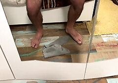 Mature bears, amateur dads, solo