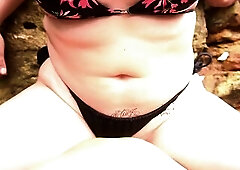 BANG STEP SIS IN THE PUBLIC BEACH