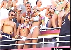 Beach makes them lose control: Big Tits, Amateur  Pornhub Porn