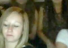 UK-Girls flashing on Cam