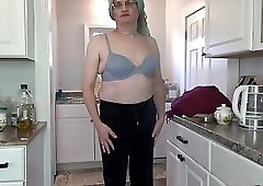 Housewife Sveta Lusin. 2025v