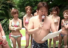 Awesome Japanese girlfriends are fighting in the small outdoor pool