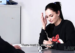 18yo Criminal Finds A Way Out From The Cage