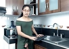 Skar Cumshow 05-24-eighteen