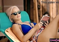 Big booty MILF Kenzie Taylor craves horny teen shemale Eva Maxim's massive erection