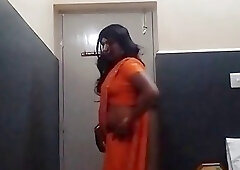 Priya sissy in sexy saree with showing her sexy beauty