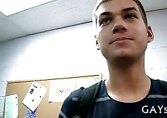 Buff Body Builder sucking