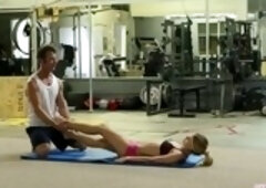 Morning work out with Jessa Rhodes turns into an amazing muff diving adventure