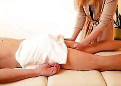 I Went for a Massage But Slutty Therapist Made Me Cum With Cheerful Ending