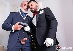 Christmas With The Butler - MENatPLAY
