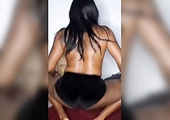 Booty twerking, wang dangling