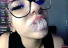 RavenFoxxy Has the Kind of Sexy Confidence That Stays in Your Head