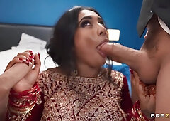 Wet Hot Indian Wedding With Yasmina Khan