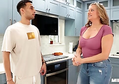 Steamy Housewife FUCKS! Newcomer Nina Starr