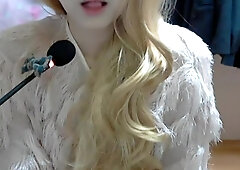 Korean girl super cute and perfect body show Webcam Vol.56