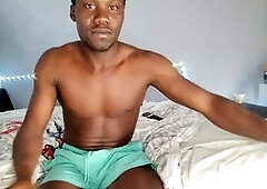 Junior gives a nice blow job