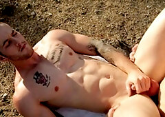 NextDoorBuddies: Athletic Quentin Gainz together with Dante Martin rough rimming in the country