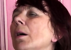 MatureNL Viona Unshaved Grandma