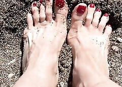 For These Who Love Legs, I’m Having Pleasure in the Sand.