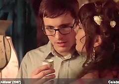 Celebrity Mila Kunis hot bikini