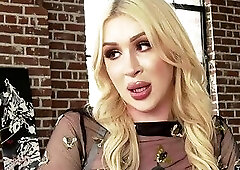 Slim ts Izzy Wilde sucks bfs other ts gf