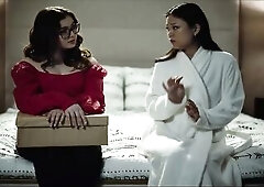 Tiny Lezdom Scissoring - Leana Lovings & Lulu Chu