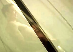 That babe can't live out of to have sex in the washroom, and this chab ejaculates on her face.