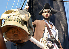 Pirate porn scene with Jack Sparrow fucking