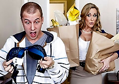 Sweetheart with silicone tits Brandi Love fucked in the missionary pose