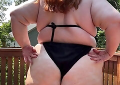 Fat BBW with big boobs masturbating and squirtin on cam
