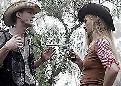 Skinny country girl ends up getting laid for a beautiful role play