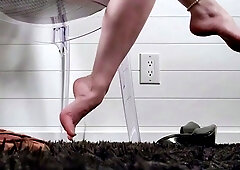 Linsey Dawn solo foot fetish