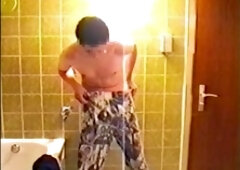 Mark Hannes: Amateur Humping