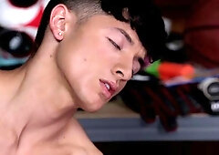 Next Door Twink: A Relaxing Time with the Twink Next Door