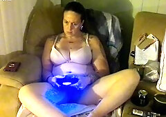 Step Mommy smokin' and playing movie scene games in her brassiere and pants