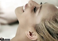 21Naturals Veronica Leal Loves it Unfathomable