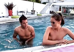 Brunette hair does 69 after pool screw