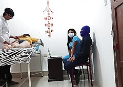 Foursome with patients - having sex in the doctor's office - homemade porn, roleplay