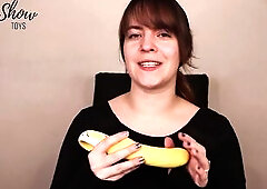 Toy Review - Satisfyer Vibes Palatable Sunshine G-Spot Dildo, Courtesy of Peepshow Toys!