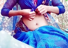 Sinhala tutor from Sri Lanka seduces in public park - intense POV pleasure!