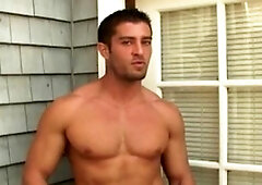 Cody Cummings: Muscled Fun in the Private Room