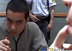 Sexy hunk David Contreras loves being a little prison bitch