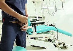 Hand Job in the dentist's office utter vid