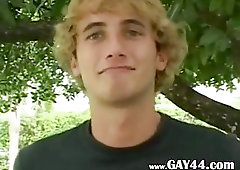 20 years old gays kissing and copulating