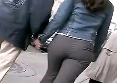 Candid A-Hole in Panties 02. Grey & Sexy! (+slow motion)