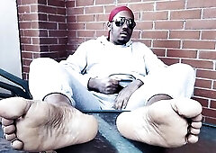 I put my hands inside my panties, and touch my intimate part. I show my feet in the same time... Have a fun! Dec. seventh 2025