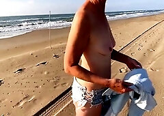 Kmarcouple enjoys stripping outdoors for some fun in the sun