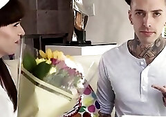 Naughty Tbabe Natalie Mars tight asshole gets reamed