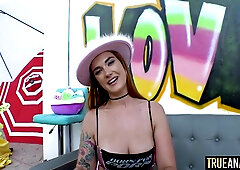 Siris Big Ass Is Ready To Take It Deep